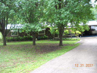 445 Smith Rd, Paris, TN 38242-8843