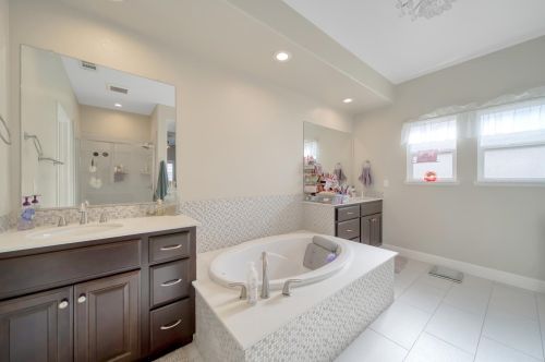 1652 Sephos St, Manteca CA  95337 exterior