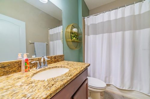 10103 Newminster Loop, Ruskin FL  33573-6727 exterior