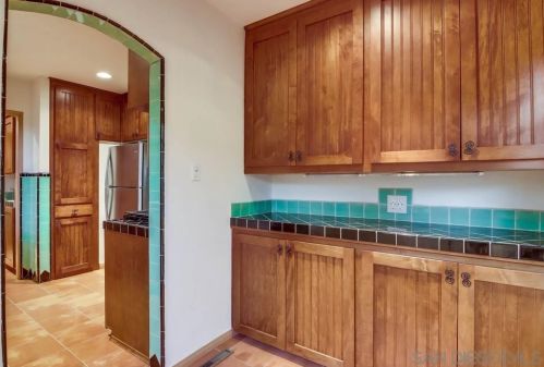 3211 Dumas St, San Diego CA 92106-1317 exterior