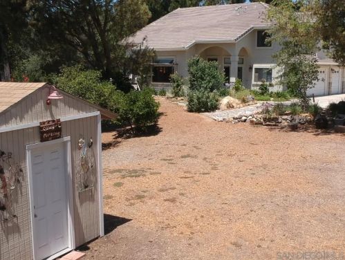 2435 Deland Dr, Alpine CA  91901-3192 exterior