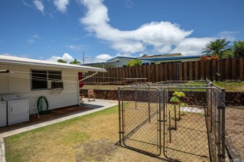 98-1260 Mahipua St, Aiea HI  96701-3433 exterior