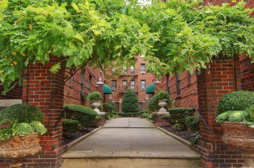 41-15 51st Ave, Long Island City NY  11104 exterior