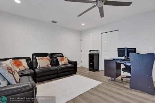 3591 177th Ave, Hollywood FL  33029-1666 exterior