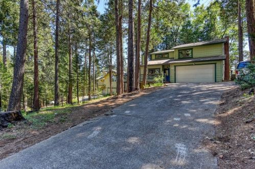 4004 Pearl Rd, Pacific House, CA 95726-9515