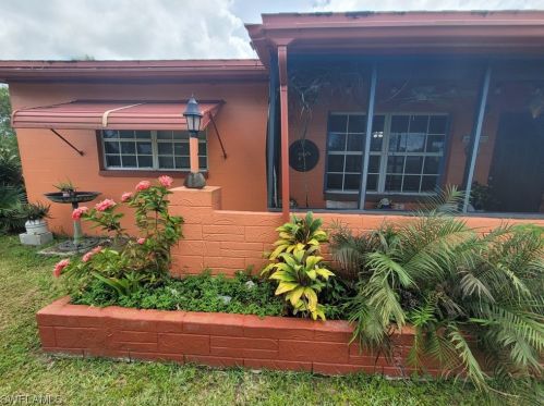 204 Bougainvillea Rd, Lehigh Acres, FL 33936-6306