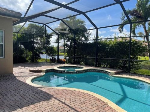 6592 Marbella Ln, Naples FL  34105-5050 exterior