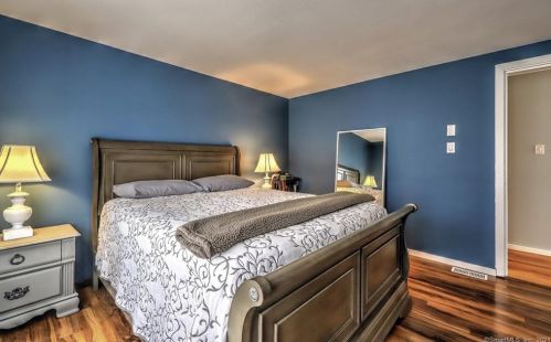 53 Alison Ave, Wallingford CT 06492-3302 exterior