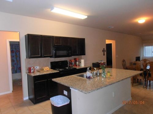 504 Pinnacle Dr, Georgetown TX  78626 exterior