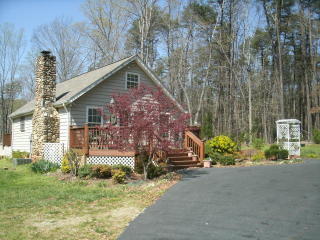 210 Hidden Valley Trl, Scruggs, VA 24121-5126