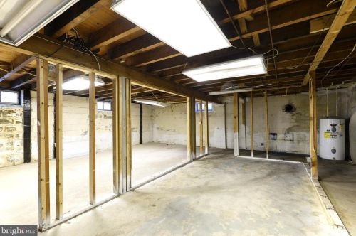 488 Fiddlers Grn, Dover DE  19904-4815 exterior