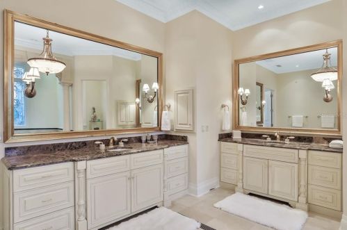 535 Ocean Shore Blvd, Ormond Beach FL  32176-5401 exterior