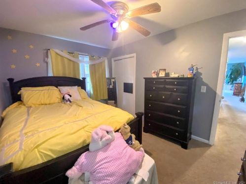 165 Juniper Ridge Dr, Waterbury CT  06708-1934 exterior