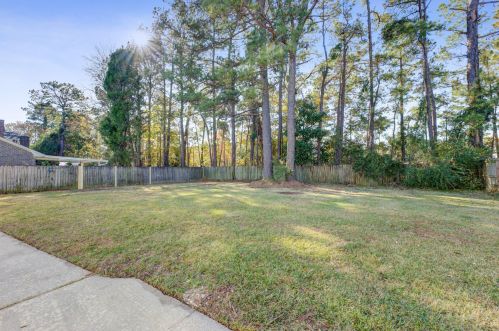 184 Ponderosa Dr, Ladson SC  29456-3165 exterior