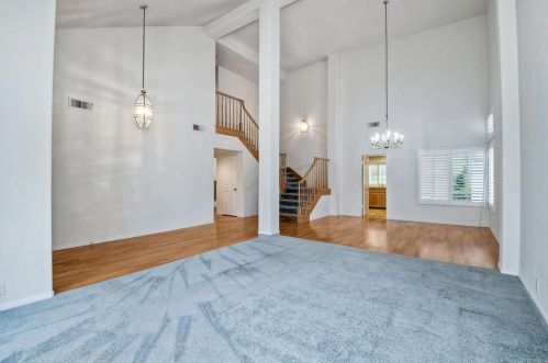 5015 Nighthawk Way, Oceanside CA 92056-5446 exterior