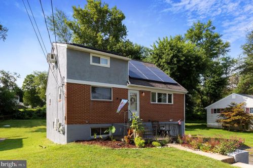 1827 Mccay Ave, Boothwyn, PA 19061-3449