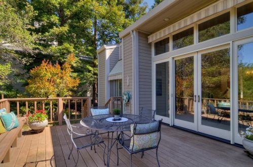 13 Alverno Ct, Redwood City CA  94061-1825 exterior