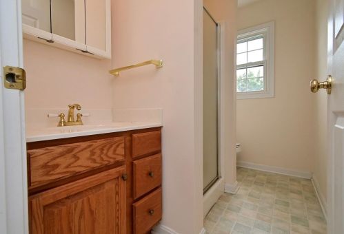 3 Utz Dr, Florence KY  41042-1538 exterior