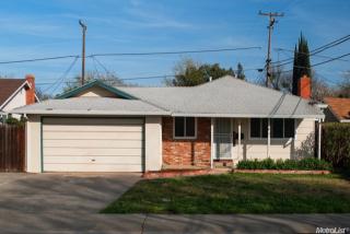 1611 Archer Dr, Woodland, CA 95695-5511