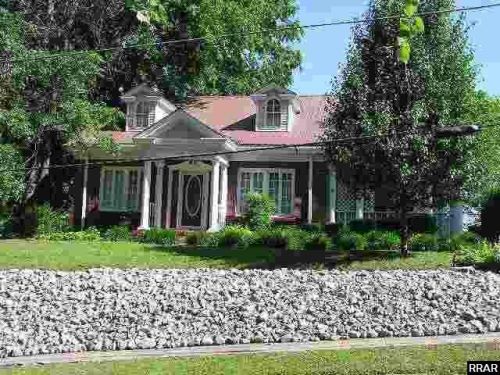112 Wellington St, Hickman, KY 42050-1234