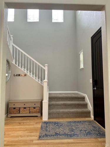 2183 Nectarine Dr, Santa Rosa, CA 95404-6195