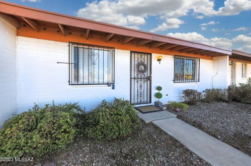 4040 Lazy Palm Dr, Tucson AZ 85730-3817 exterior