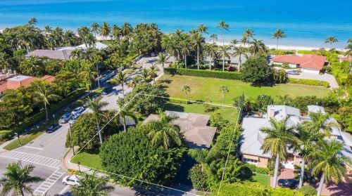 470 Gulf Shore Blvd, Naples FL  34102-8631 exterior