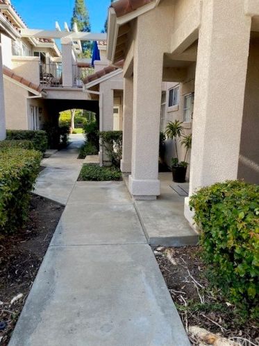 8215 White Oak Rdg, Orange CA  92869-6573 exterior