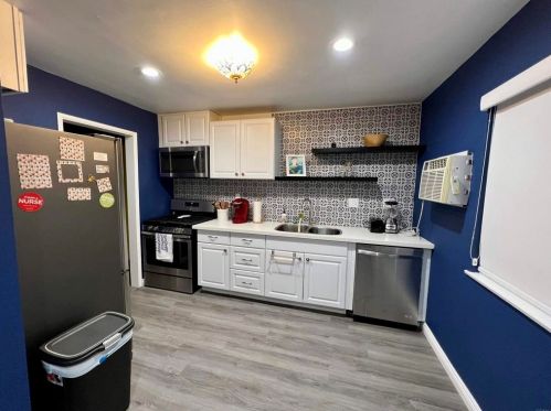 163 Center St, Redlands CA  92373-8148 exterior