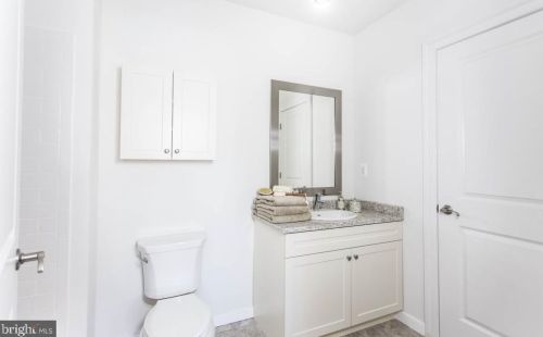 1924 Arch St, Philadelphia PA  19103-1404 exterior