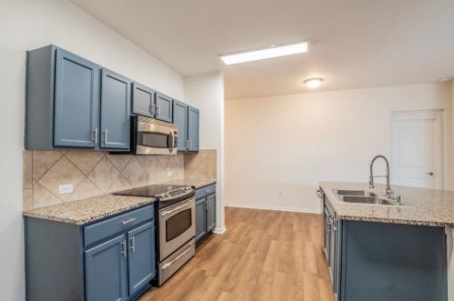 15112 Bullbrier Rd, Austin TX  78724 exterior