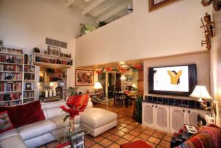 586 Country Club Rd, Tucson, AZ 85716-5238