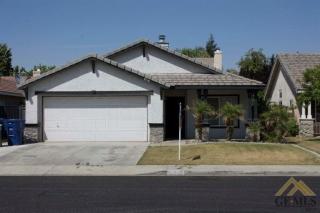 3716 Boswellia Dr, Bakersfield, CA 93311-2625