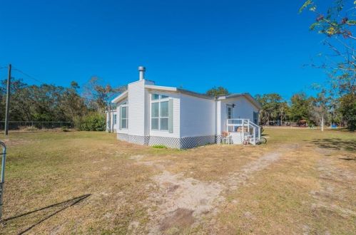 39501 Cemetary Rd, Umatilla, FL 32784-7424