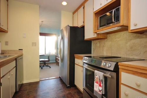 34 Hudson View Hl, Crotonville NY  10562-3327 exterior