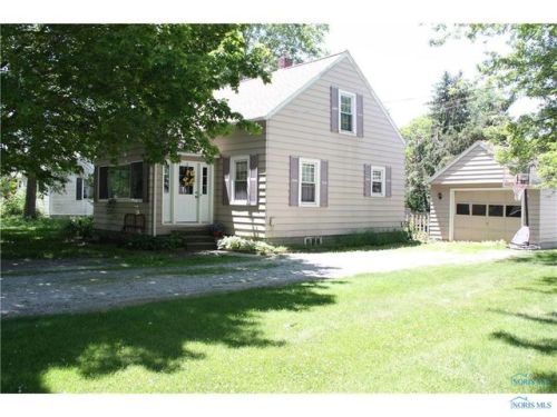 10745 Haller St, Defiance, OH 43512-1274