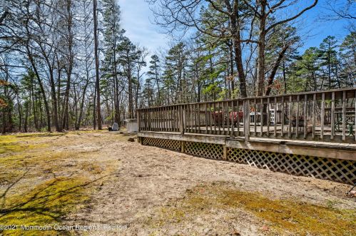 1068 Toms River Rd, Jackson Twp NJ  08527-5240 exterior