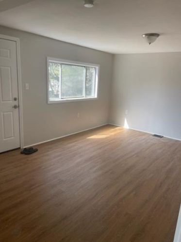 653 Illinois Ave, Pittsburgh, PA 15221-4719