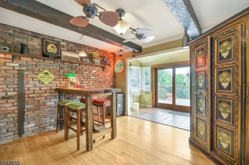 25 Darmstatter Rd, Skyline Lakes NJ  07456-1301 exterior