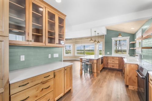 607 Ocean Blvd, Hampton NH  03842-4335 exterior