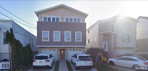 224 9th St, Fairview NJ  07022-1311 exterior