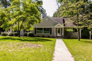 514 Wildwood Ln, Burlington, NC 27215-2148