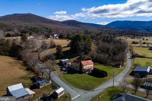 1552 Kimball Rd, Richmond National Battlefiel VA  22835-4015 exterior