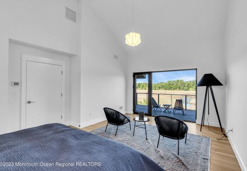 49 Cherokee Ln, Bricktown NJ  08724-4405 exterior