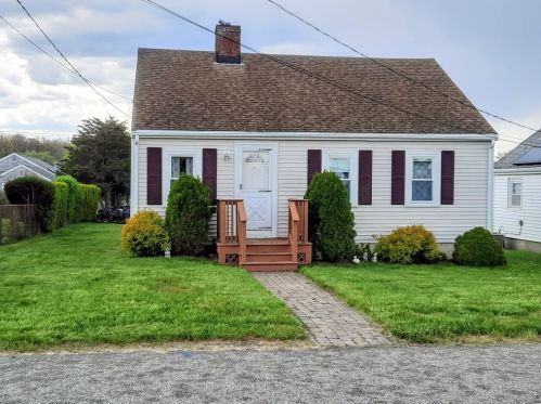 11 Everson Rd, Marshfield, MA 02050-3805
