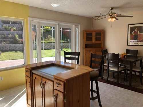 2445 Madroncillo St, San Diego CA 92114-1626 exterior