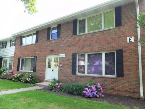27651 Lake Shore Blvd, Cleveland OH 44132-1356 exterior