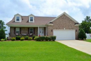 592 Wood Valley Ln, Raeford, NC 28376-8381