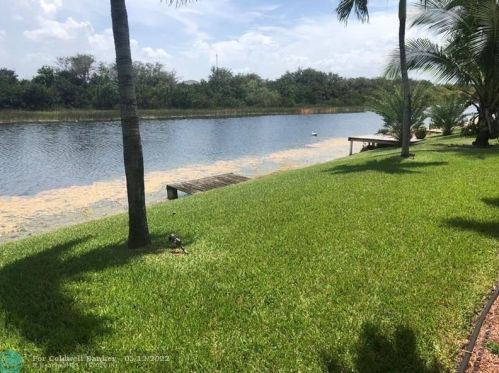 16408 39th St, Hollywood FL  33027-4639 exterior