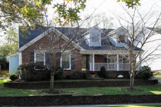 860 Edgewood Dr, Lexington, KY 40515-5031